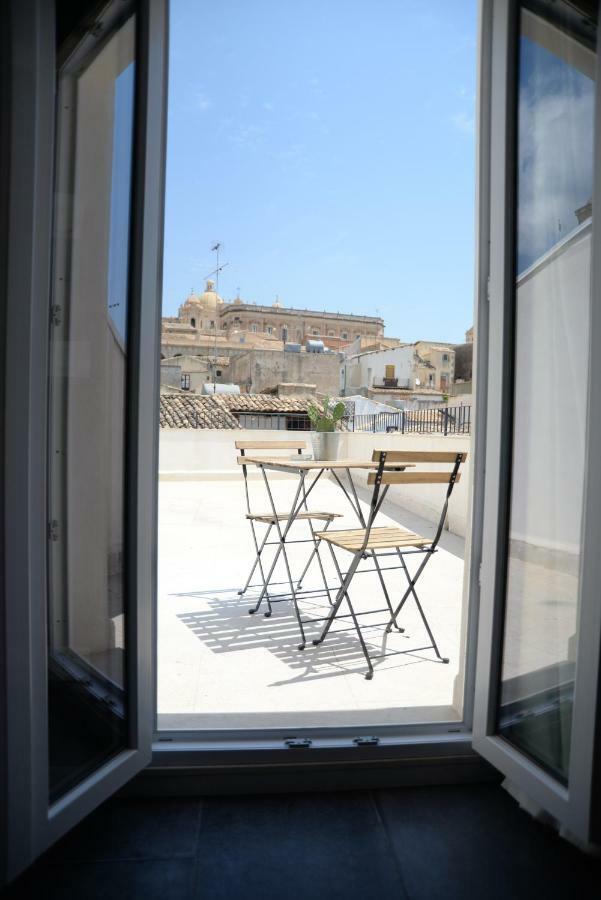 Barock Bed & Breakfast Noto Bagian luar foto